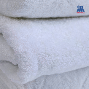 Set of 4 Hotel White Cotton Towels