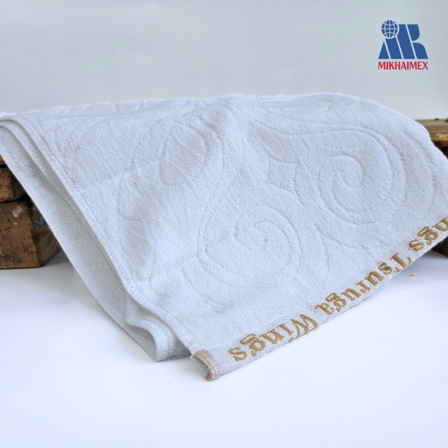 LOGO-EMBROIDERED COTTON TOWEL