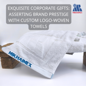 LOGO-WOVEN TOWEL